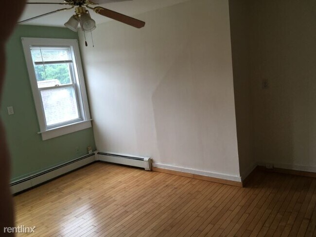 Foto del edificio - 474 Chatham St