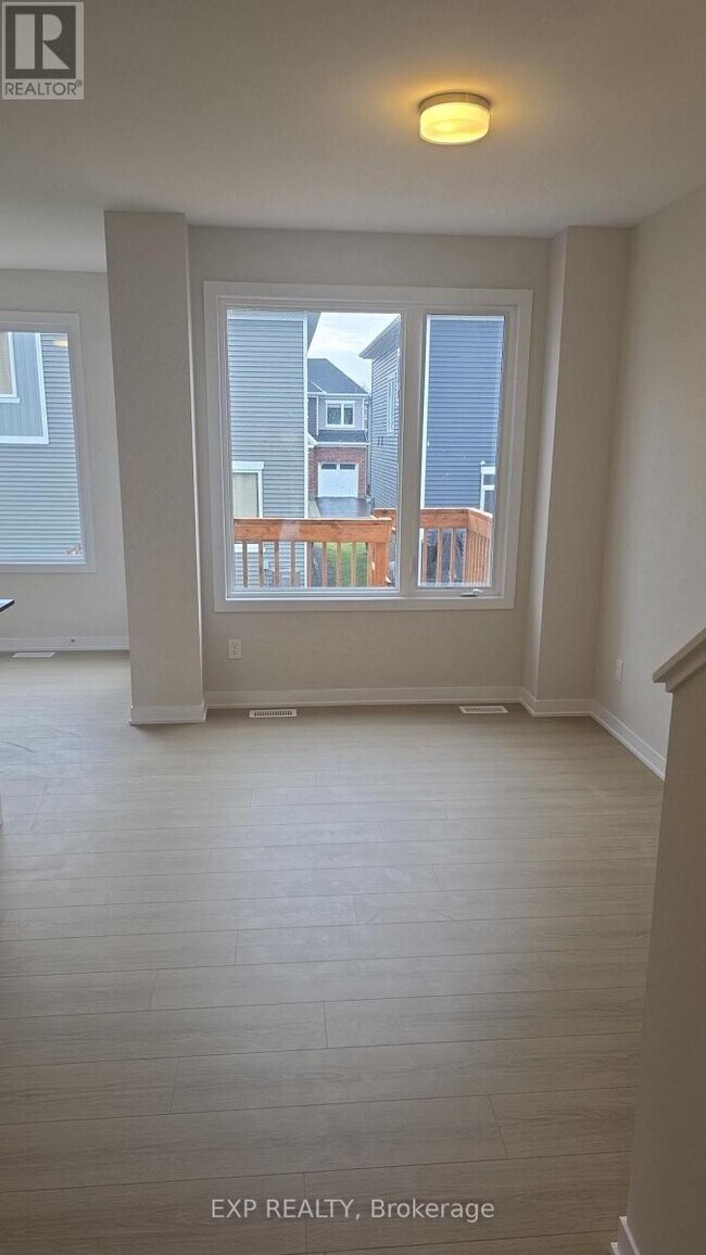 Building Photo - 512 Promontory Pl