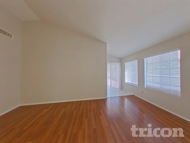 Building Photo - 1938 E Wagoner Rd