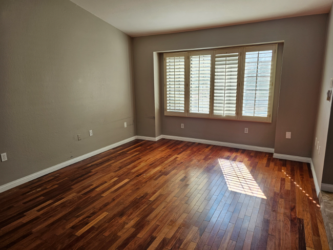 Foto del edificio - 8620 W Wigwam Ave