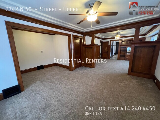 Building Photo - Charming 3 Bedroom Duplex with Modern Upda...