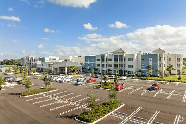 Building Photo - Aviva Port St. Lucie