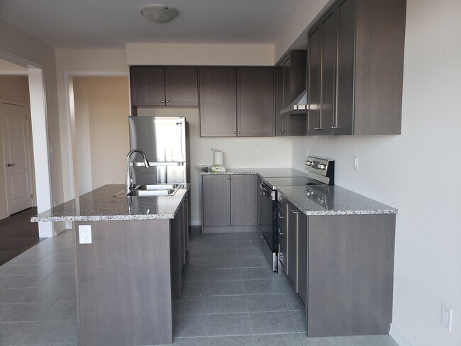 Photo du bâtiment - 252 Bedrock Dr