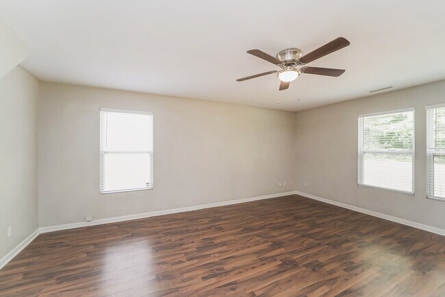 Building Photo - 7606 Eben Dr