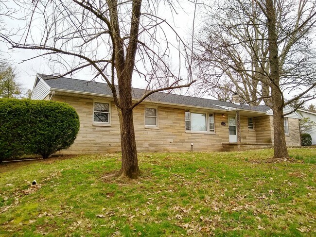 Foto del edificio - 208 S Hillsdale Dr