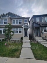 Building Photo - 1227 Podersky Wynd SW