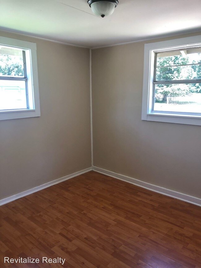Foto del edificio - 3 br, 1 bath House - 1509 Dominick St
