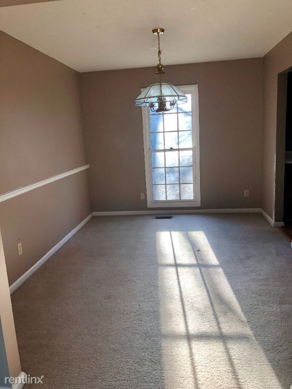 Foto del edificio - 4 br, 2.5 bath House - 4214 Holly Tree Dr