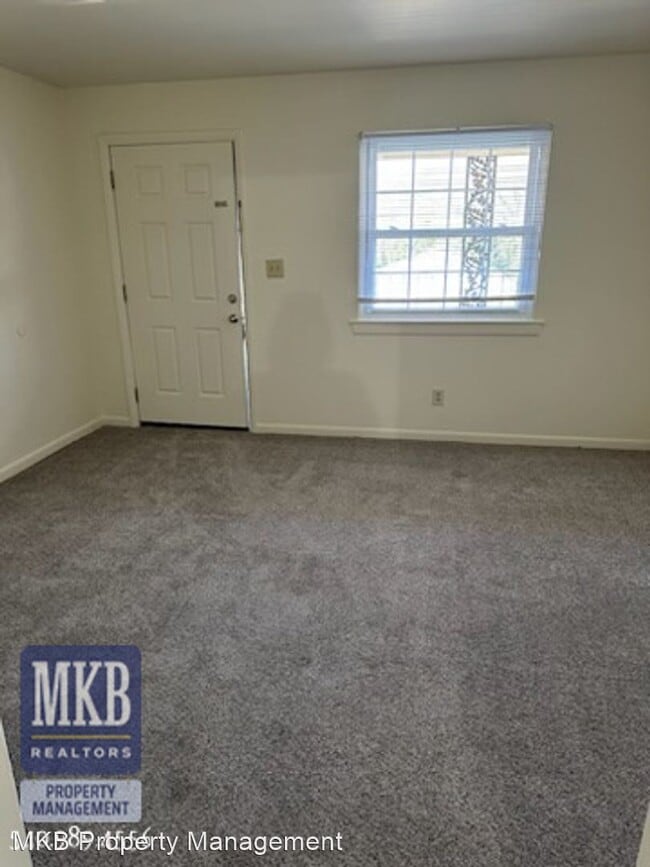 Building Photo - 2 br, 1 bath House - 420 Albemarle Ave SW ...
