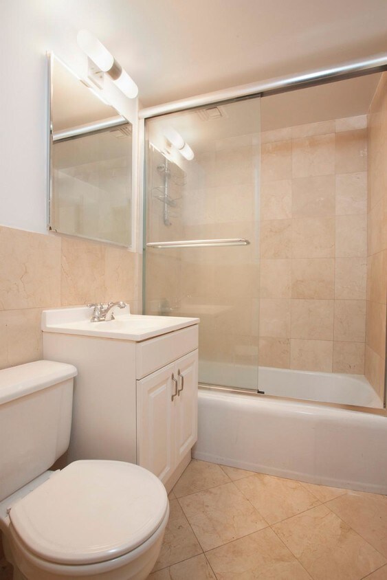 Foto del edificio - 210 E 58th St