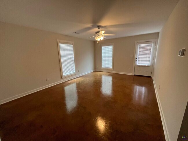 Foto del edificio - 1112 3rd St