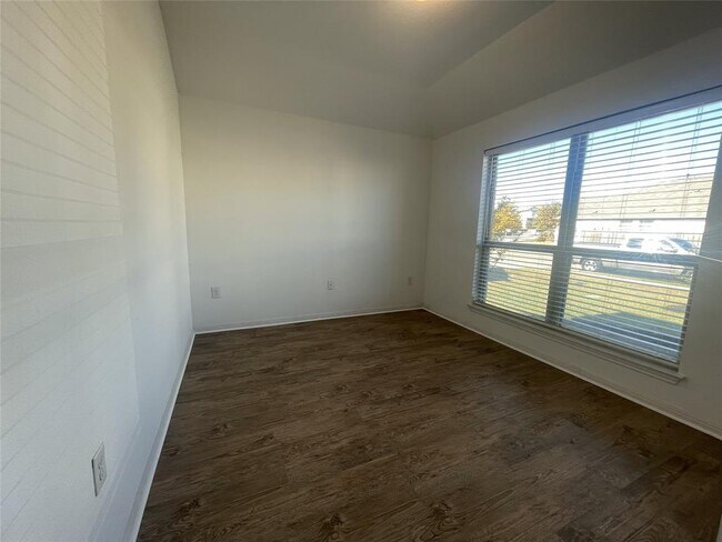 Foto del edificio - 308 Somerville St