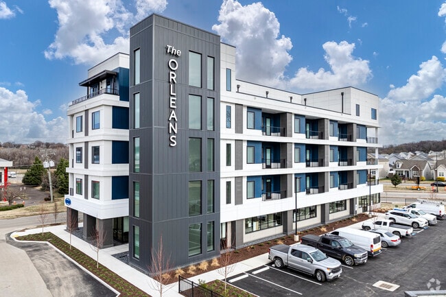 Building Photo - The Orleans