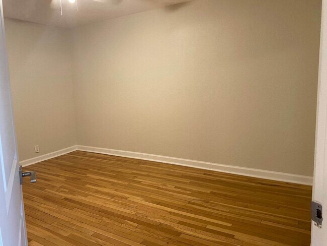 Foto del edificio - 607 6th St