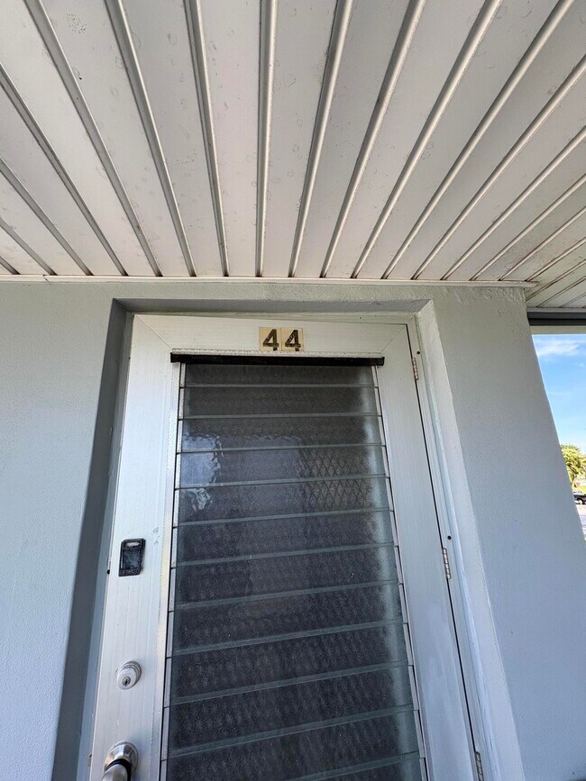 Foto del edificio - 44 Waltham B