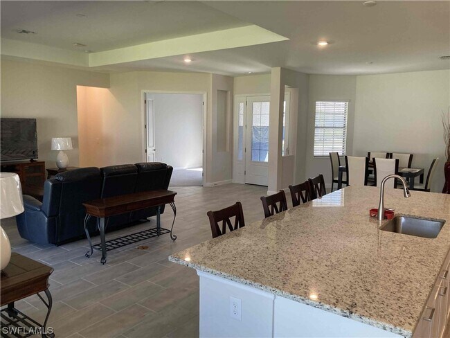 Building Photo - 11717 Canopy Loop