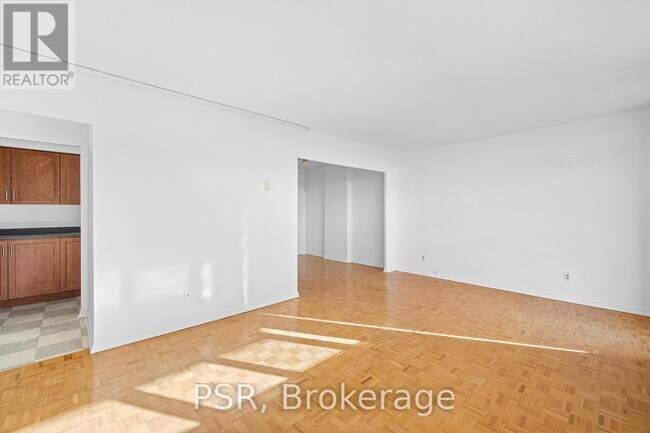 Building Photo - 240 Markland Dr