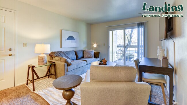 Foto del edificio - 2090 N Hill Field Rd