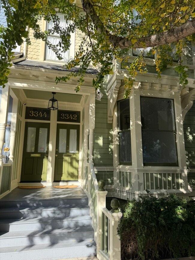 Foto del edificio - 3342 22nd St