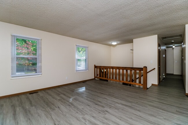 Foto del edificio - 3303 Kingsley Dr