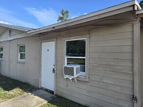 Building Photo - 1624 Coral Way