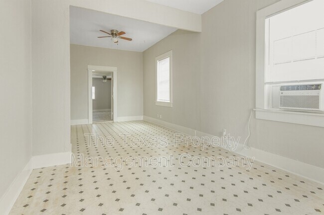 Foto del edificio - 712 40th St