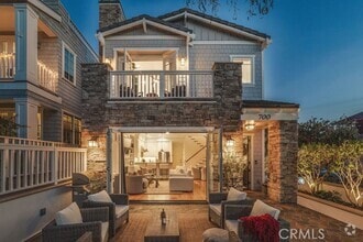 Building Photo - 700 Acacia Ave