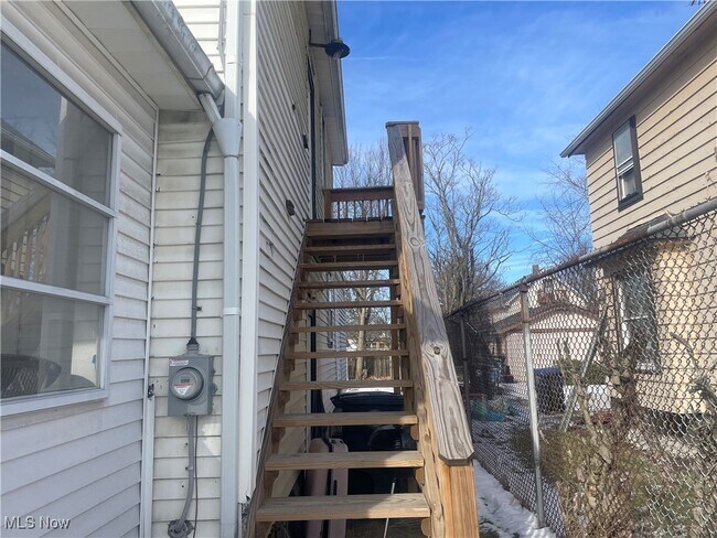 Foto del edificio - 1433 Kenmore Blvd