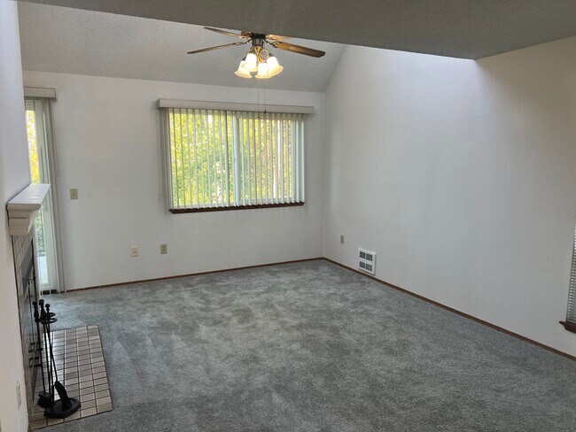 Building Photo - 24848 45th Pl S