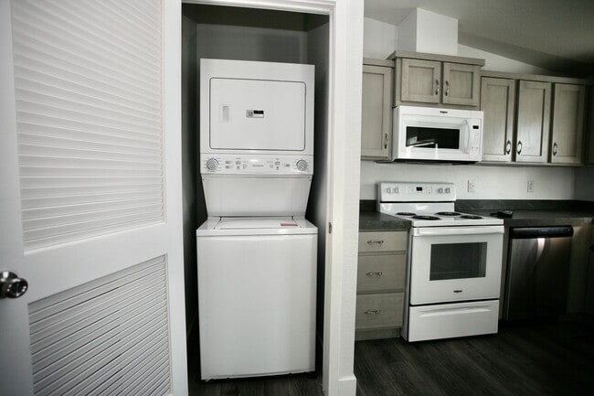 Building Photo - 1467 Star Valley Rd