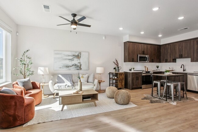 Building Photo - Alpine Crossing Townhomes