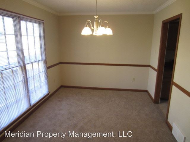Building Photo - 7009 Rockingham Rd