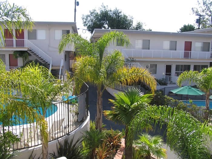 Courtyard - 5808-5816 S Pacific Coast Hwy
