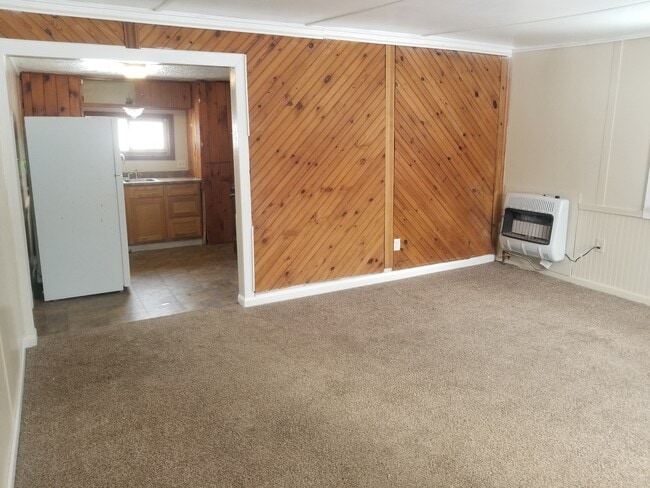 Building Photo - 2401 Leroy Caledonia Rd