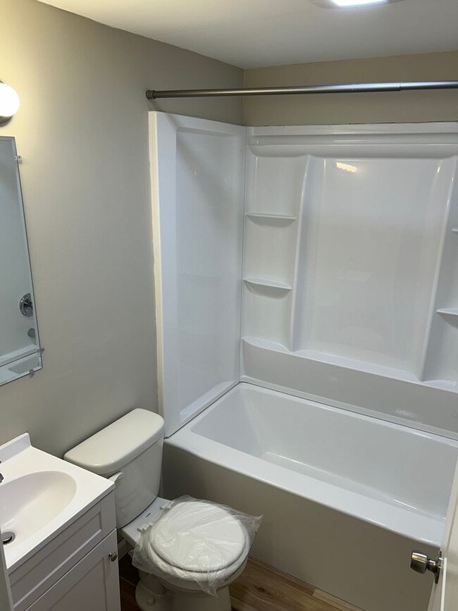 Building Photo - Park Run Apartments