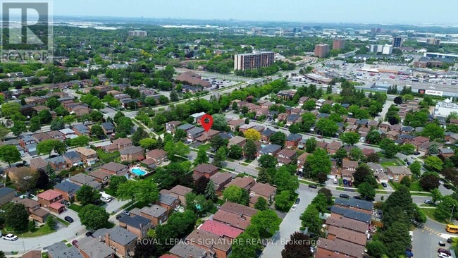 Building Photo - 6827 Edenwood Dr