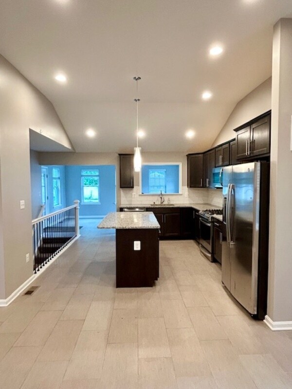 Foto del edificio - 54 Linwood Ave