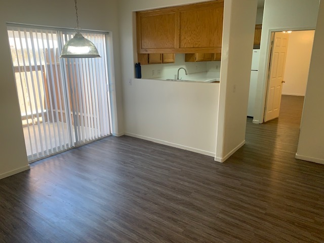 Building Photo - 554 Yellow Meadow Ct