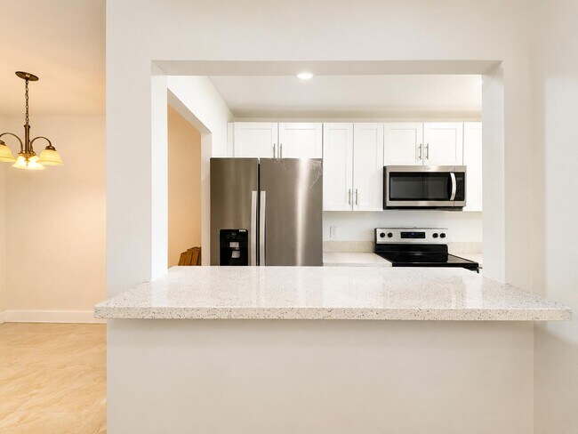 Foto del edificio - 5300 Washington St