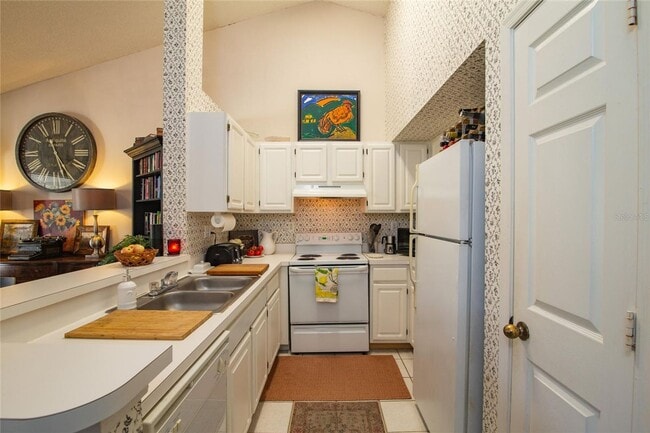 Building Photo - 2/2 Condo in The Links @ Haile Plantation - available mid-May!