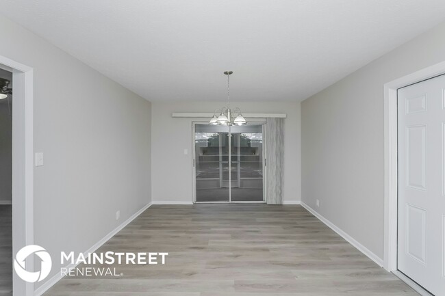 Foto del edificio - 2204 Tanglewood Way