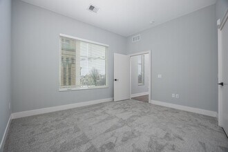 Interior Photo - The Frisbie