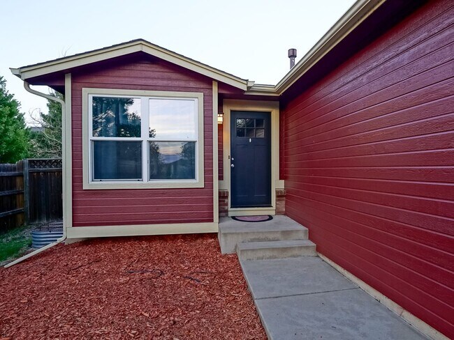 Building Photo - Adorable 4bdrm 2 bath Rancher