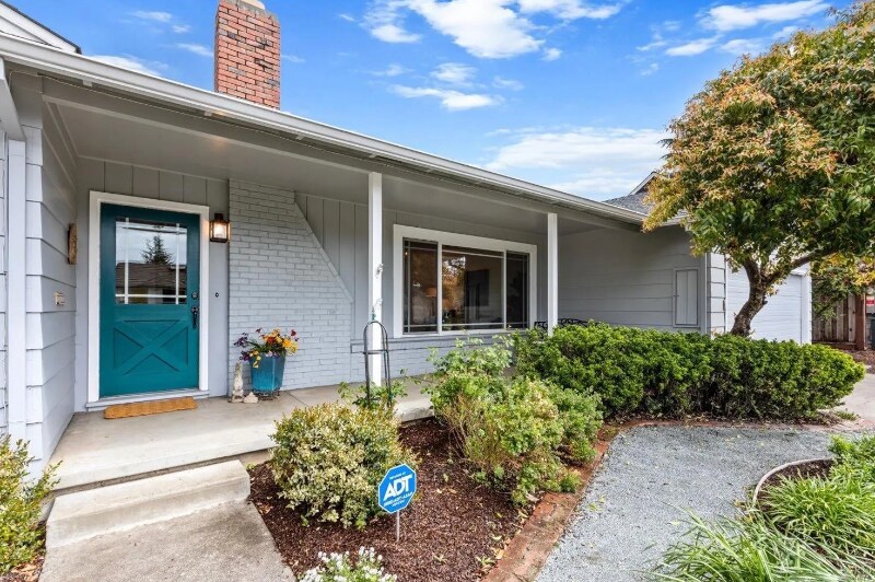 Foto principal - 1833 El Camino Way