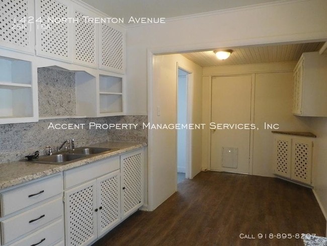 Building Photo - 2 bedroom in Tulsa OK 74106