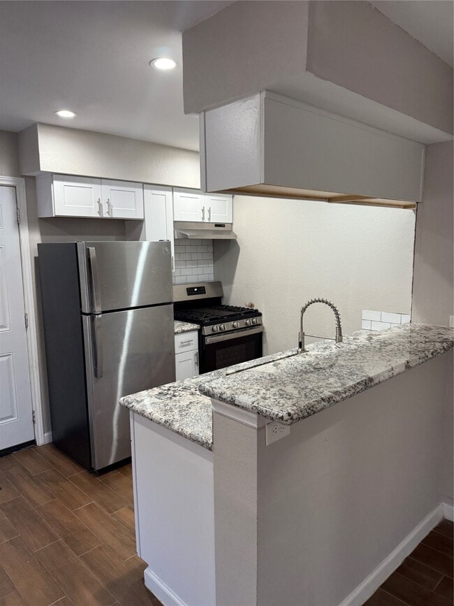 Building Photo - 2922 Randolph Rd