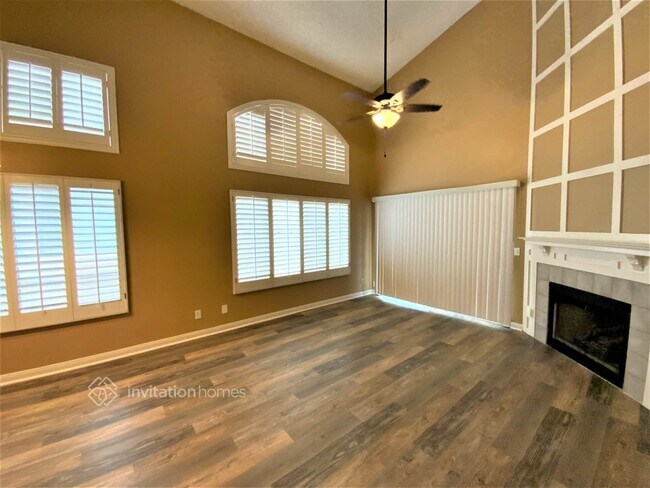 Building Photo - 2916 Sterling Silver St