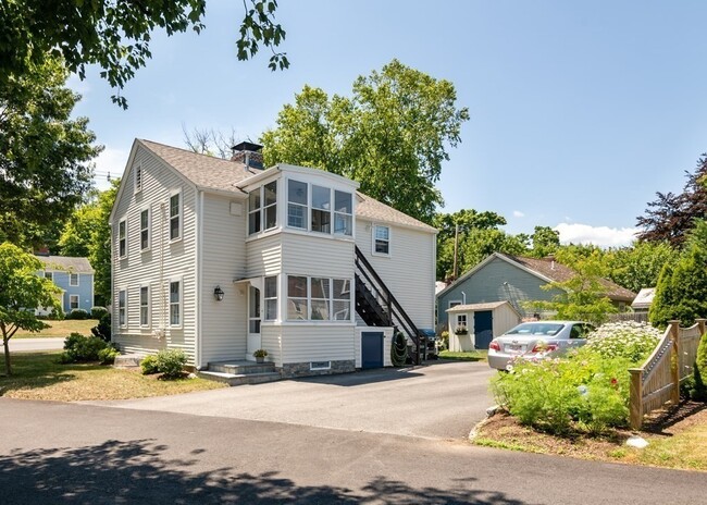 Building Photo - 119 South St