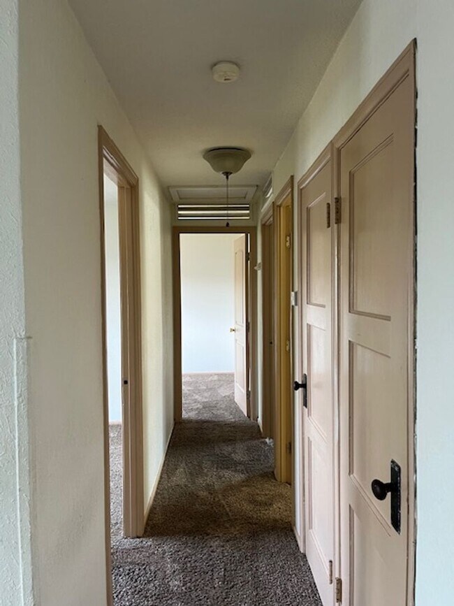 Foto del edificio - Sheridan duplex bremerton