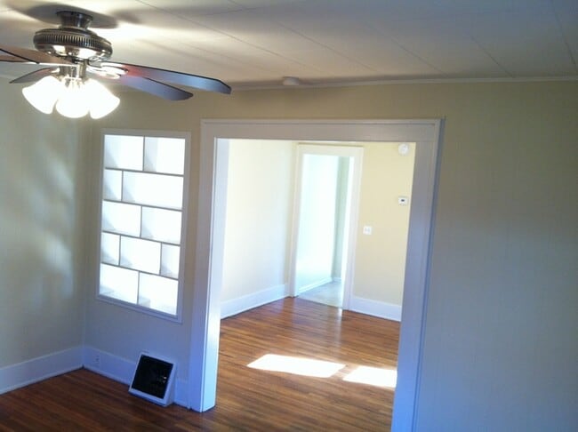 Foto del edificio - 3 Bedroom Townhouse For Rent (East Rochester)